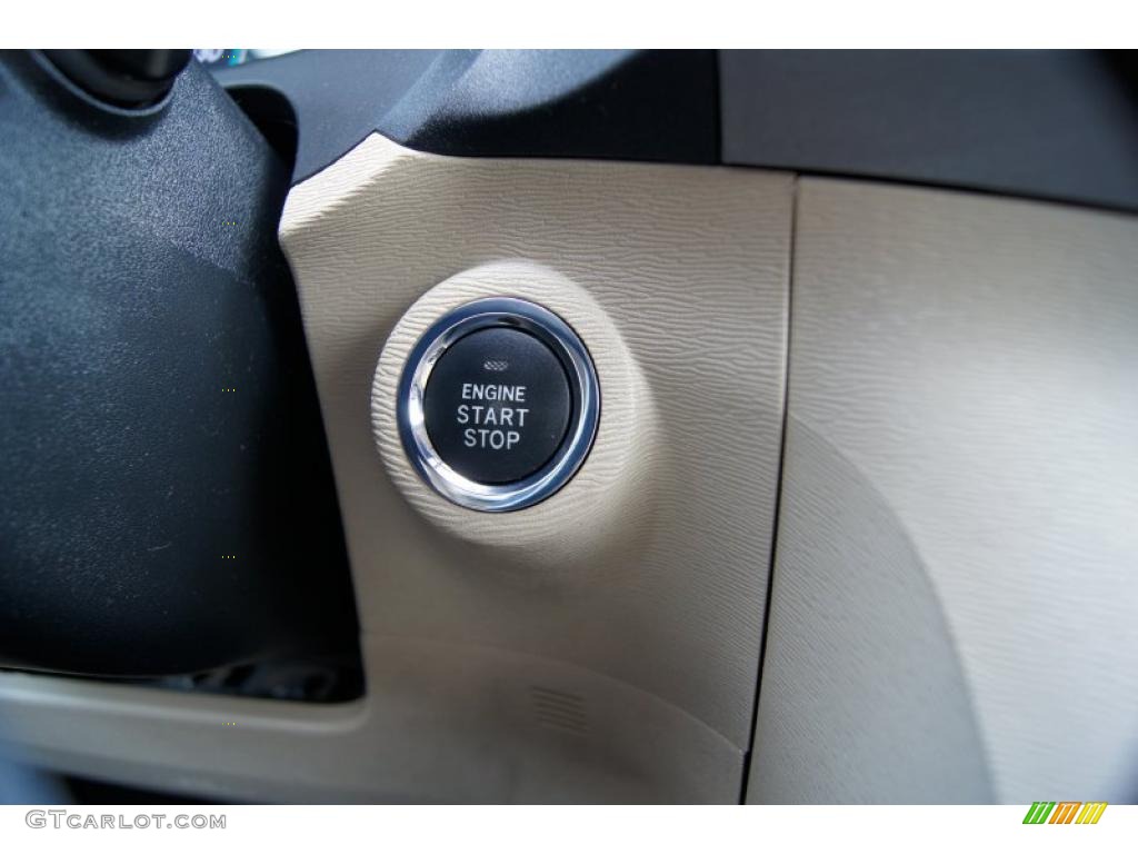 2009 Toyota Venza AWD Controls Photo #49895627