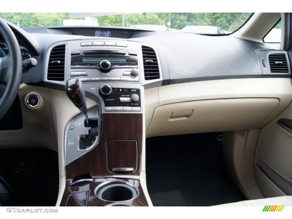 2009 Venza AWD - Blizzard Pearl / Ivory photo #38