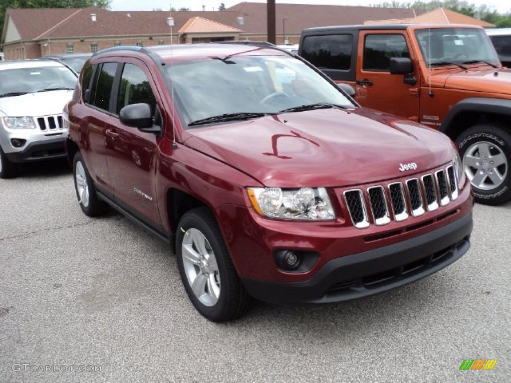 2011 Compass 2.4 Latitude 4x4 - Deep Cherry Red Crystal Pearl / Dark Slate Gray photo #3