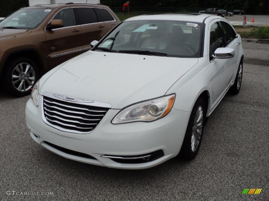 Stone White Chrysler 200