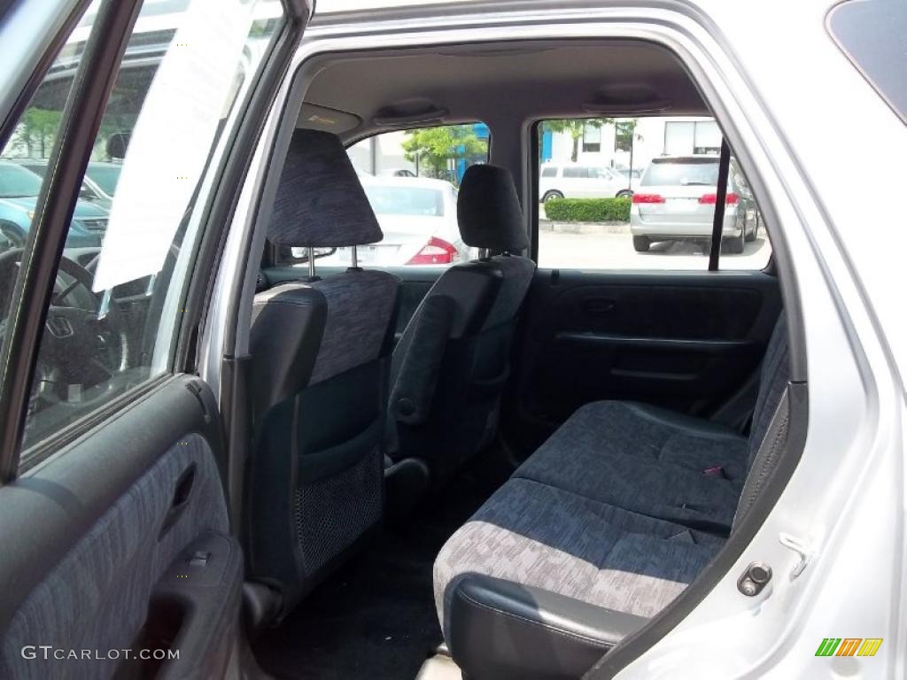 2002 CR-V LX 4WD - Satin Silver Metallic / Black photo #17