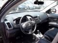 Labrador Black Pearl - Outlander ES 4WD Photo No. 20