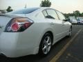Winter Frost Pearl - Altima 3.5 SE Photo No. 6