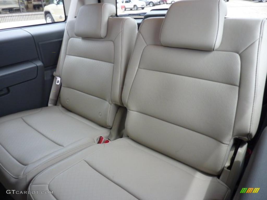 Medium Light Stone Interior 2010 Ford Flex Limited AWD Photo #49902341