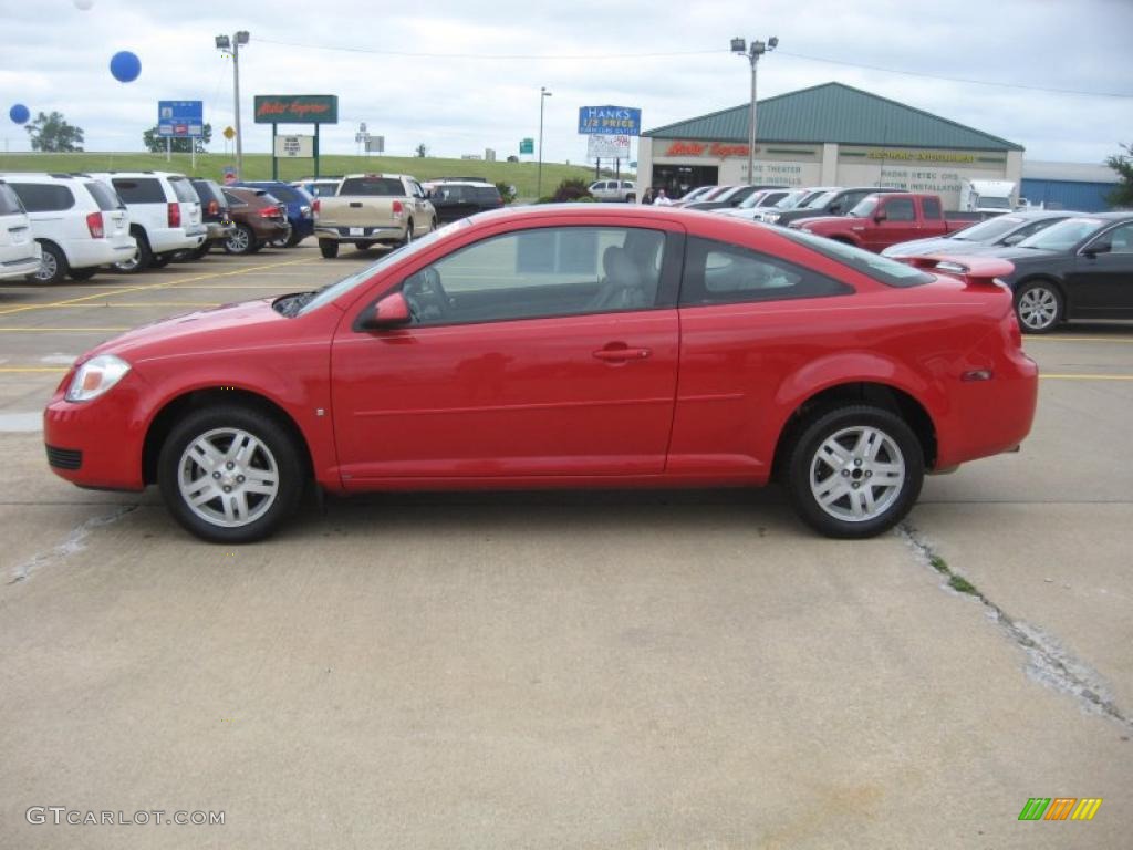 2007 Cobalt LT Coupe - Victory Red / Neutral Beige photo #4