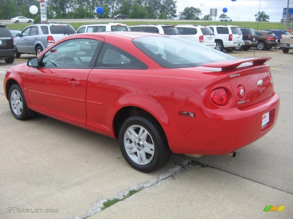 2007 Cobalt LT Coupe - Victory Red / Neutral Beige photo #5