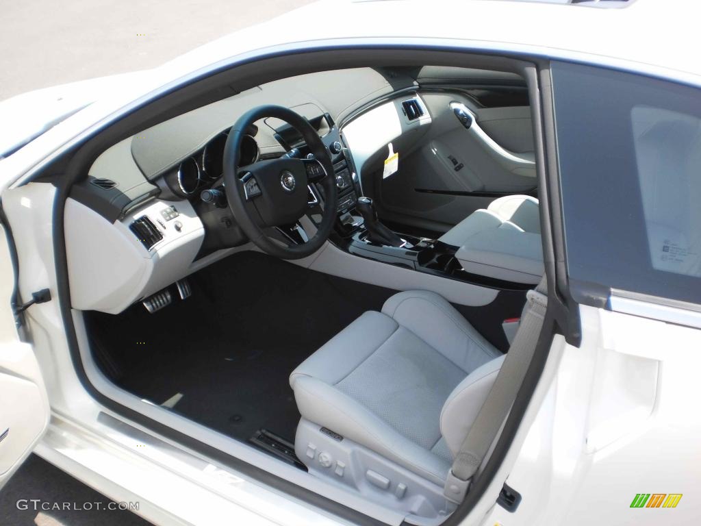 Light Titanium/Ebony Interior 2011 Cadillac CTS -V Coupe Photo #49904351