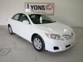 Super White - Camry LE Photo No. 17