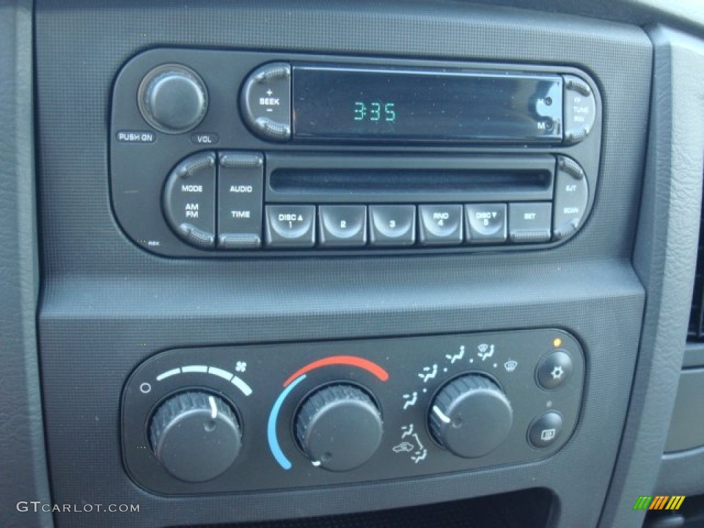 2005 Dodge Ram 2500 SLT Quad Cab 4x4 Controls Photo #49907757