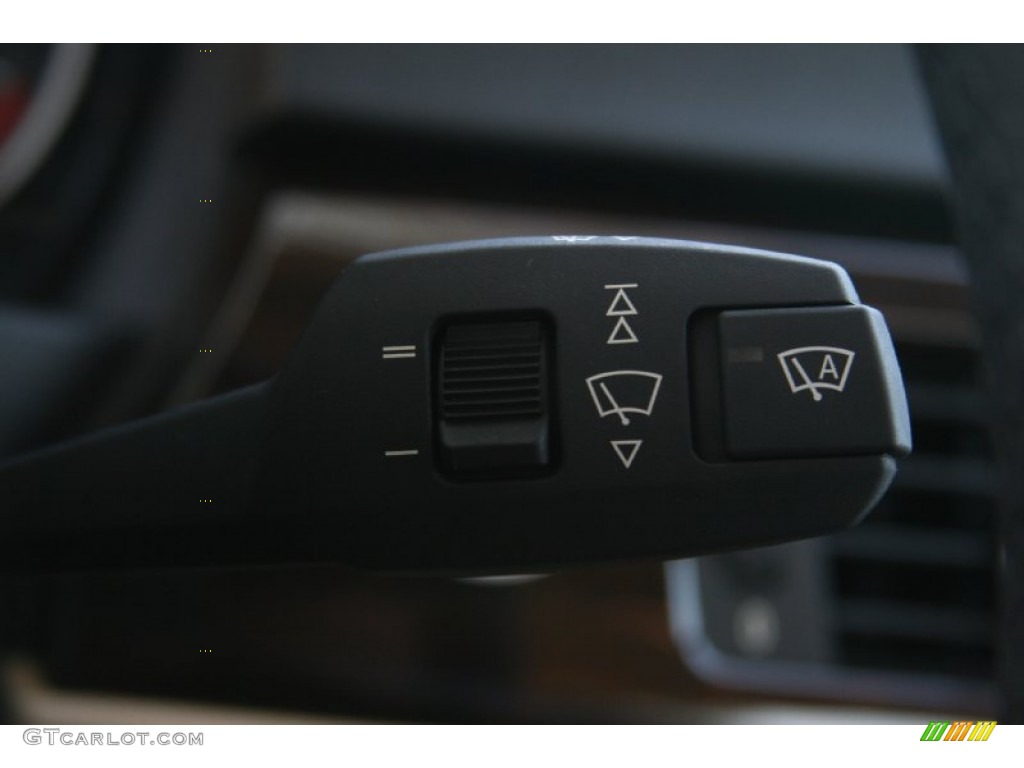 2011 3 Series 328i Sedan - Jet Black / Beige Dakota Leather photo #25