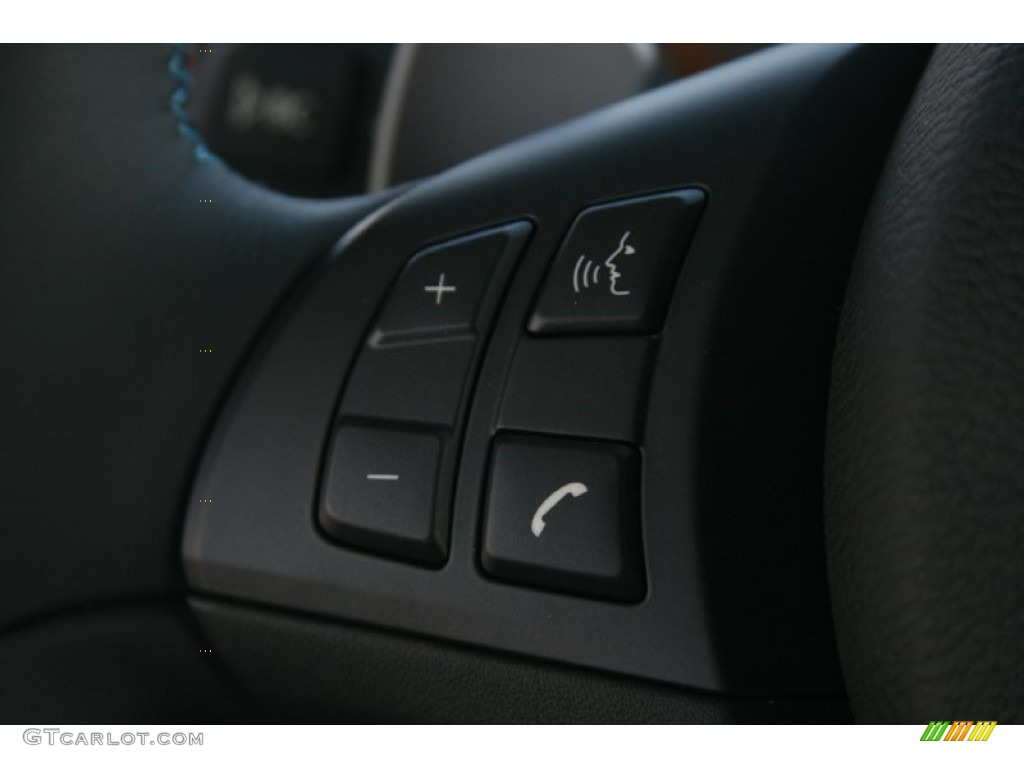 2012 BMW X6 M Standard X6 M Model Controls Photo #49910268