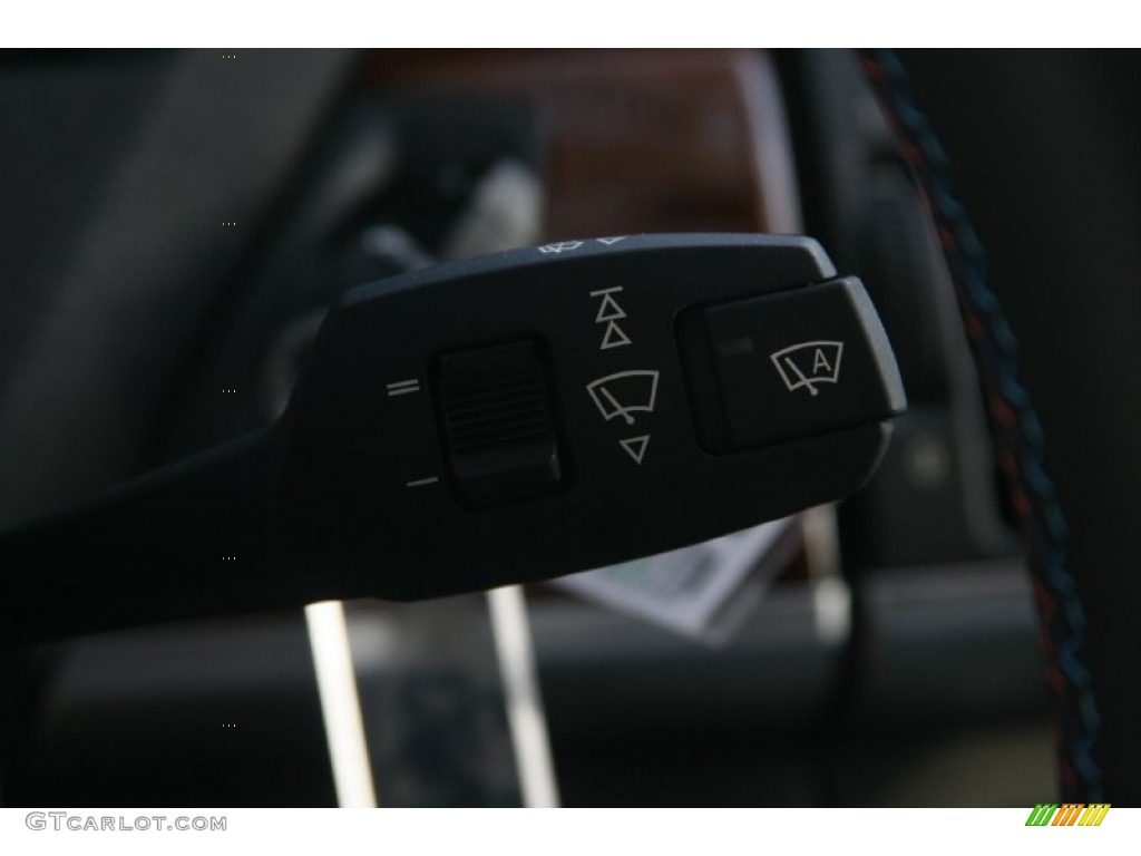 2012 BMW X6 M Standard X6 M Model Controls Photo #49910292