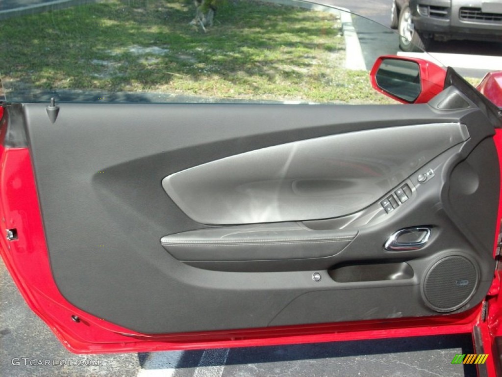 2011 Chevrolet Camaro SS/RS Convertible Gray Door Panel Photo #49911357