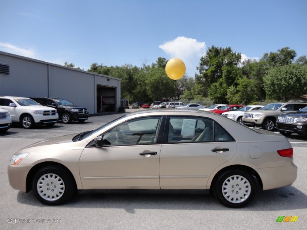 Desert Mist Metallic 2005 Honda Accord DX Sedan Exterior Photo #49911999