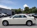 Cool Vanilla - 300 C HEMI Photo No. 2