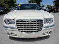 Cool Vanilla - 300 C HEMI Photo No. 20