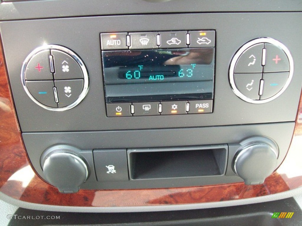 2011 Silverado 1500 LTZ Extended Cab 4x4 - Black / Light Titanium/Dark Titanium photo #22