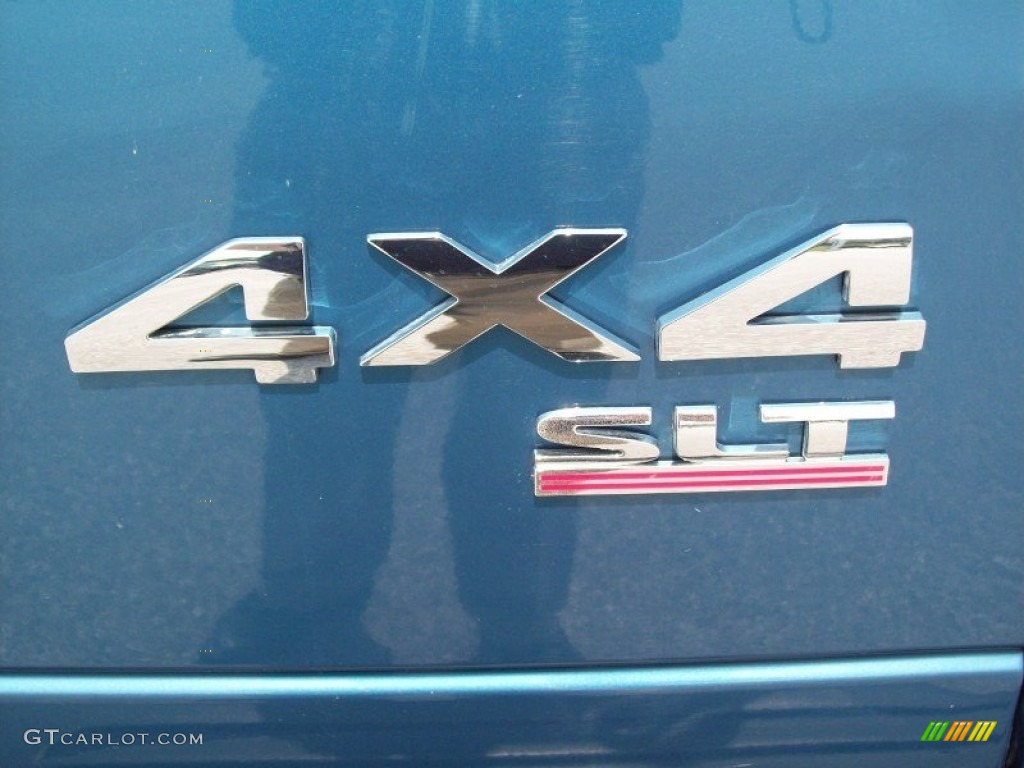 2004 Dodge Ram 2500 SLT Quad Cab 4x4 Marks and Logos Photo #49915809
