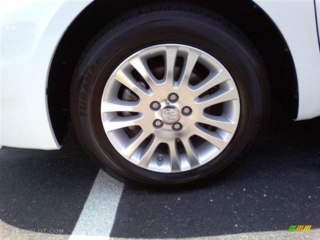 2010 Toyota Sienna XLE Wheel Photo #49918188