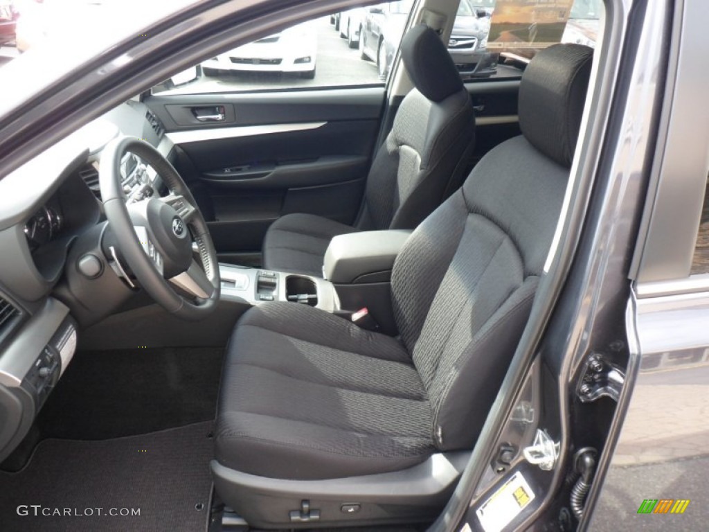 2011 Outback 2.5i Premium Wagon - Graphite Gray Metallic / Off Black photo #3