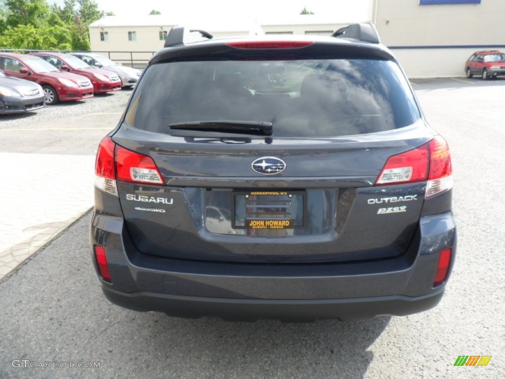 2011 Outback 2.5i Premium Wagon - Graphite Gray Metallic / Off Black photo #10