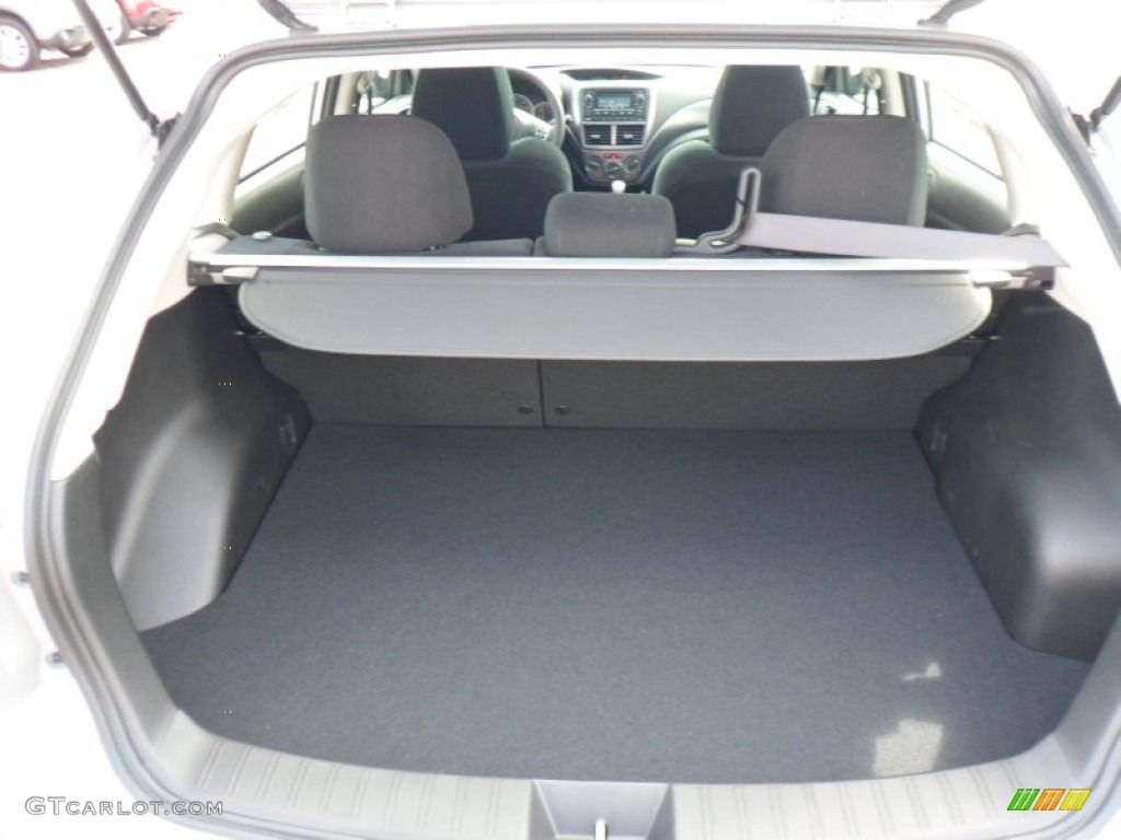 2011 Subaru Impreza 2.5i Premium Wagon Trunk Photo #49920022