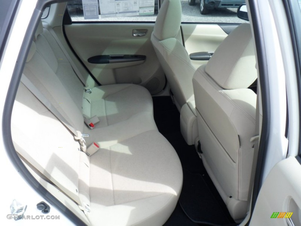 2011 Impreza 2.5i Premium Wagon - Satin White Pearl / Ivory photo #18