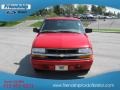 2001 Victory Red Chevrolet S10 Extended Cab  photo #3
