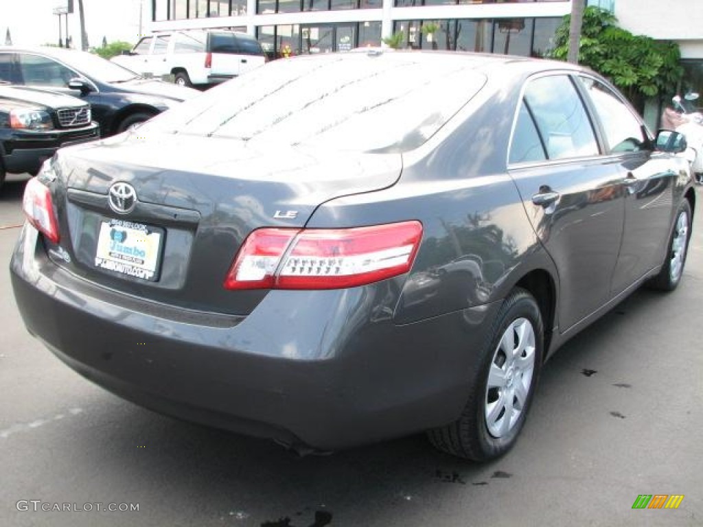 2010 Camry LE - Magnetic Gray Metallic / Ash Gray photo #9