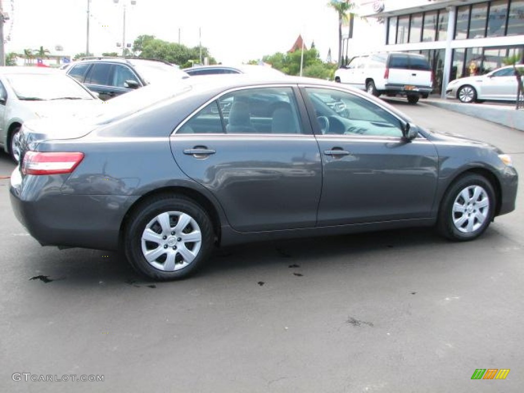 2010 Camry LE - Magnetic Gray Metallic / Ash Gray photo #10