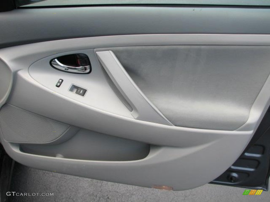 2010 Camry LE - Magnetic Gray Metallic / Ash Gray photo #12