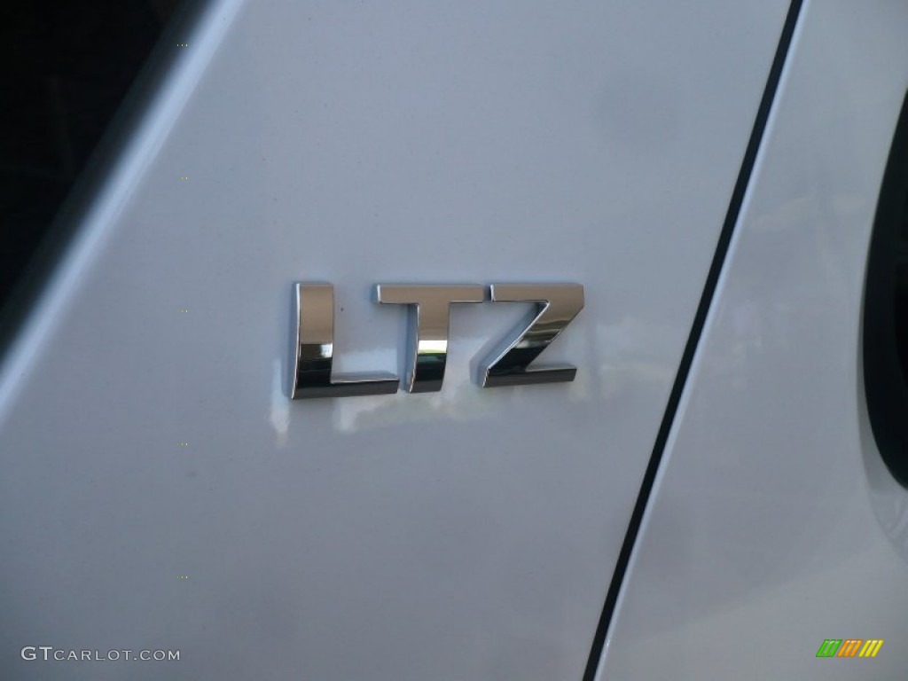 2010 Tahoe LTZ 4x4 - Summit White / Ebony photo #14