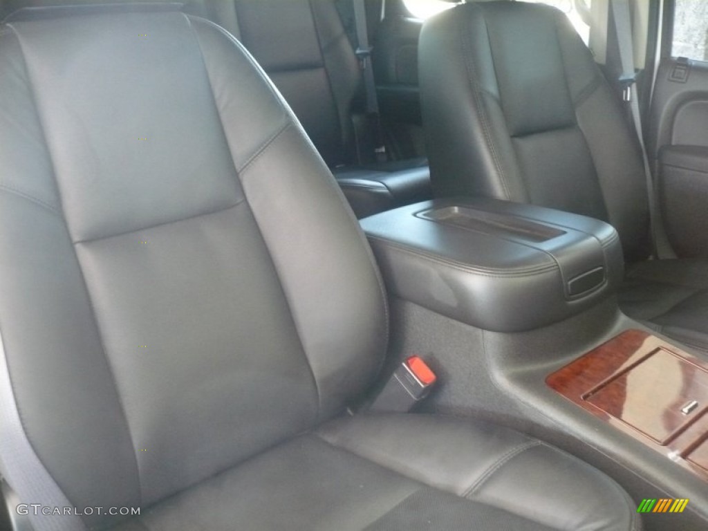 2010 Tahoe LTZ 4x4 - Summit White / Ebony photo #15