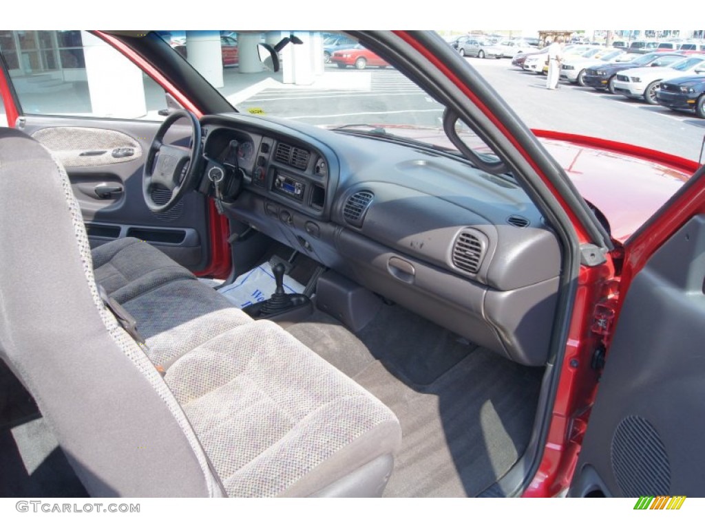 1999 Ram 1500 SLT Extended Cab 4x4 - Metallic Red / Agate Black photo #12