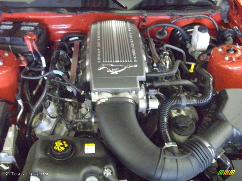 2010 Ford Mustang GT Coupe 4.6 Liter SOHC 24-Valve VVT V8 Engine Photo #49928949