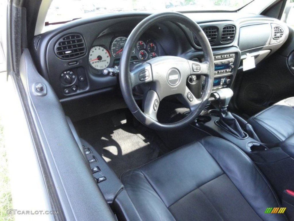 2008 Chevrolet TrailBlazer SS 4x4 Ebony Dashboard Photo #49928985