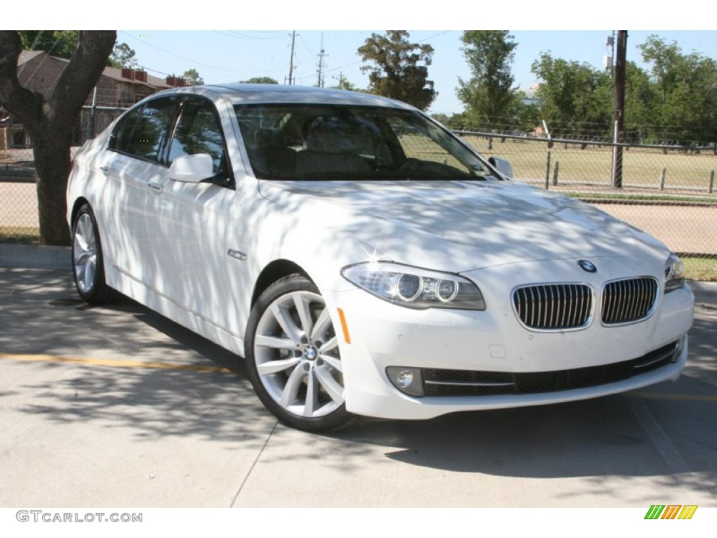 2011 5 Series 535i Sedan - Alpine White / Oyster/Black photo #1