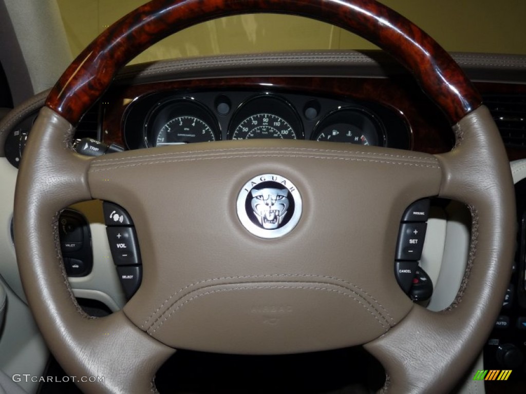 2008 Jaguar XJ Super V8 Ivory/Mocha Steering Wheel Photo #49931448