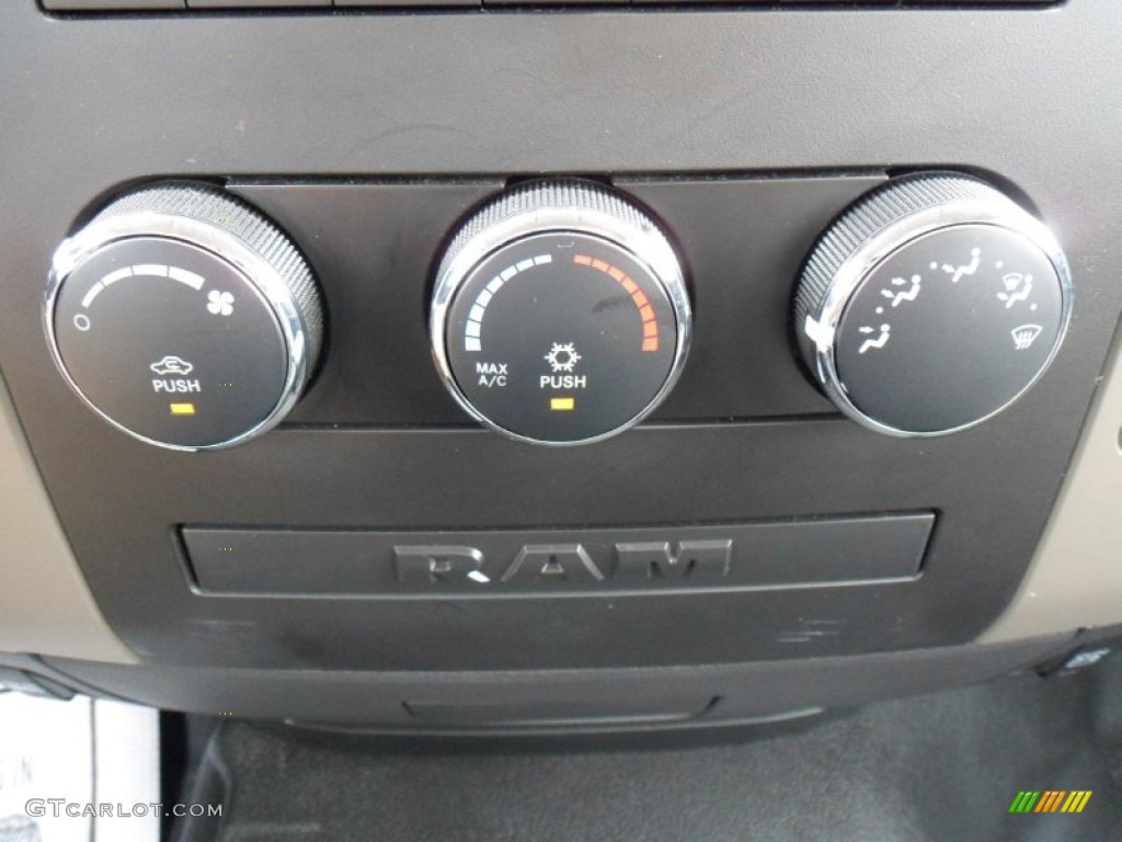2010 Dodge Ram 1500 ST Regular Cab 4x4 Controls Photo #49932594