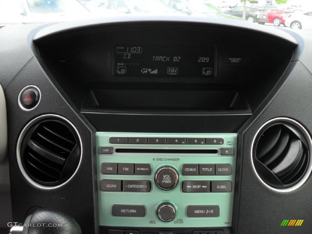2009 Honda Pilot EX-L Controls Photo #49932603