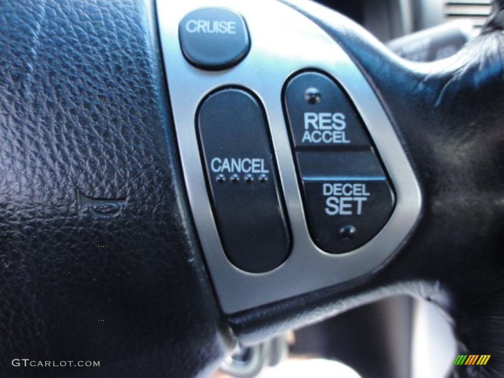 2004 Acura TL 3.2 Controls Photo #49933503