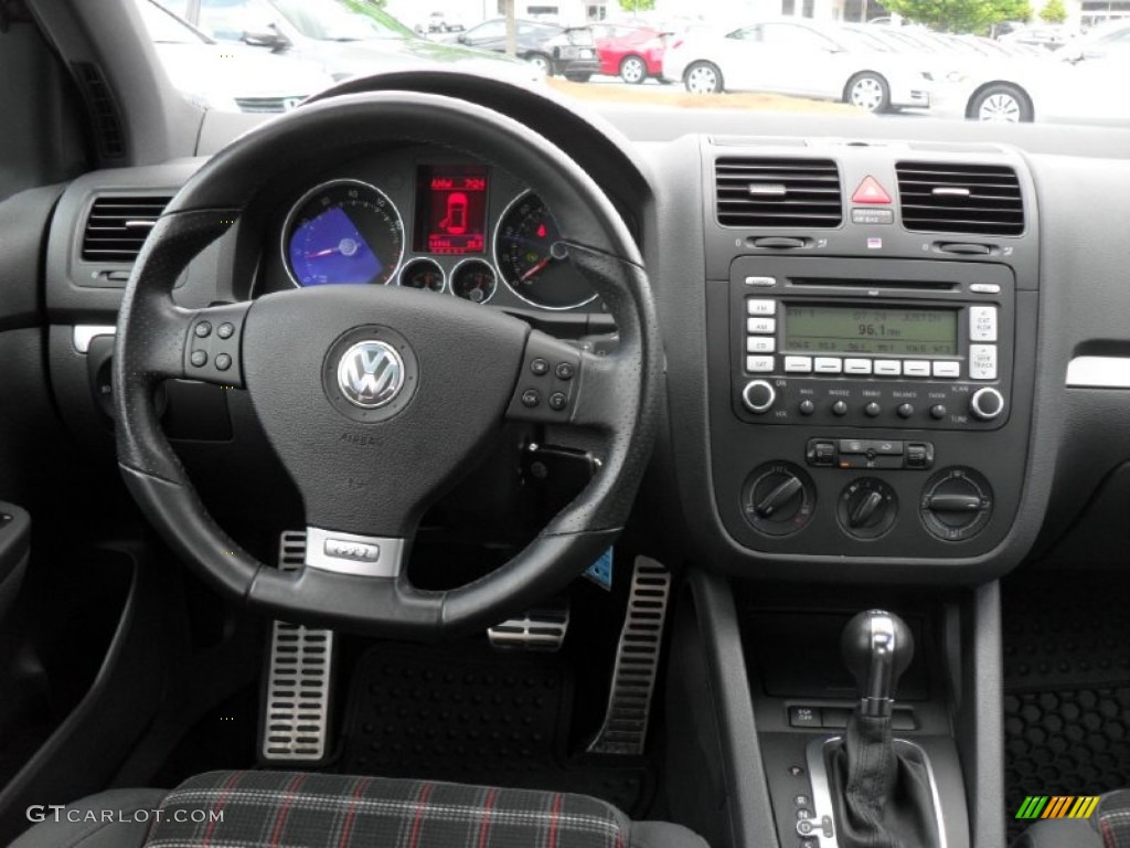 2009 Volkswagen GTI 4 Door Interlagos Black Cloth Dashboard Photo #49934568