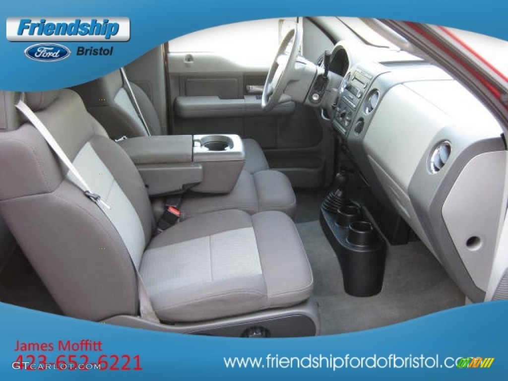 2005 F150 XLT Regular Cab 4x4 - Bright Red / Medium Flint Grey photo #17