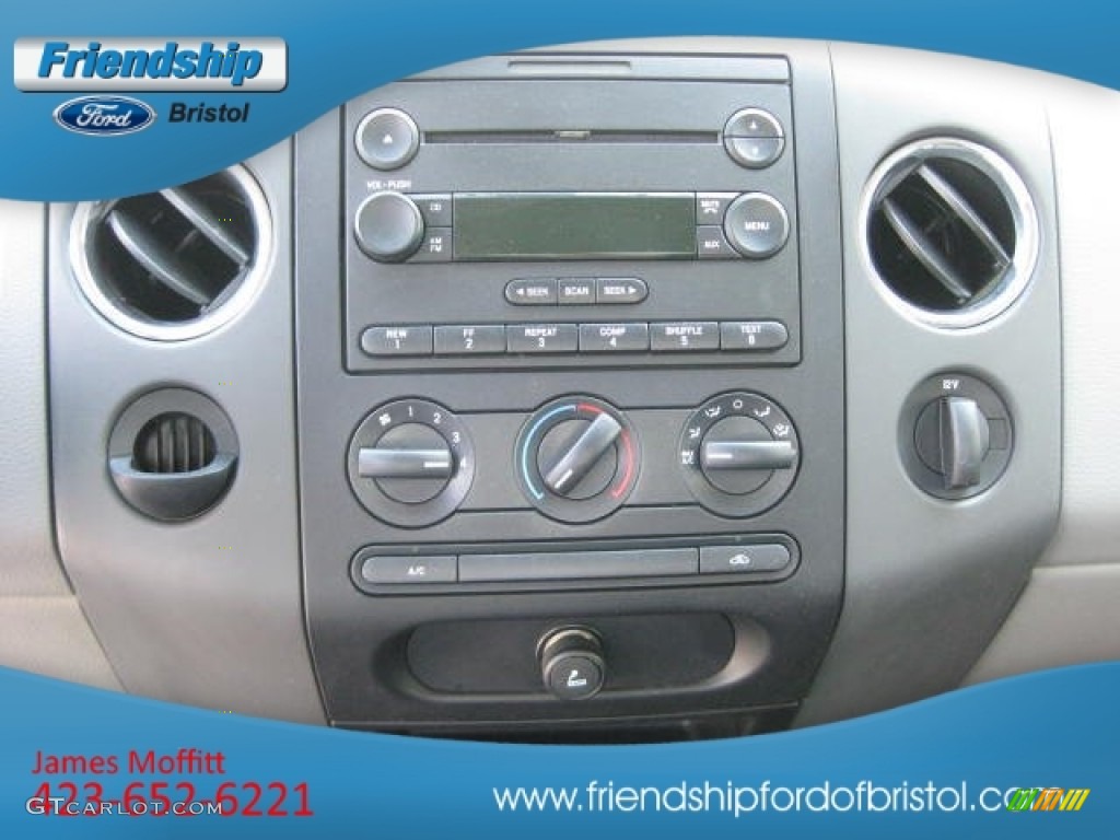 2005 F150 XLT Regular Cab 4x4 - Bright Red / Medium Flint Grey photo #21