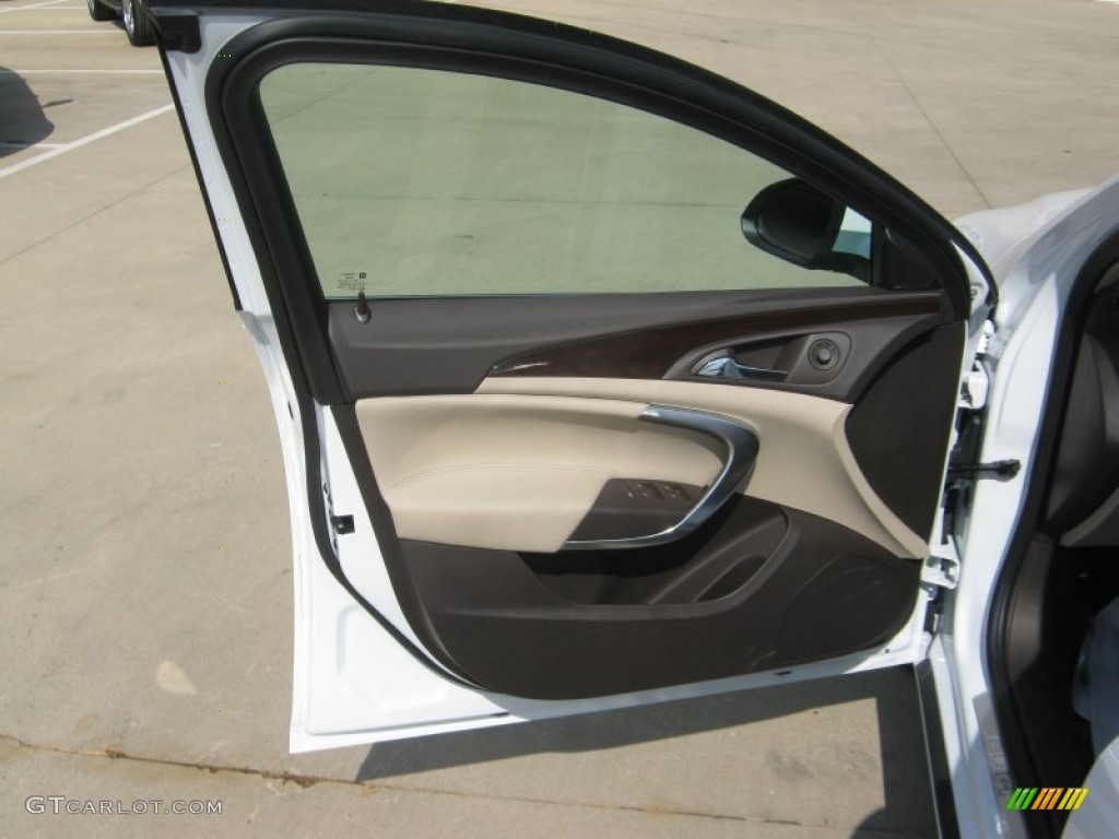 2011 Buick Regal CXL Cashmere Door Panel Photo #49938269