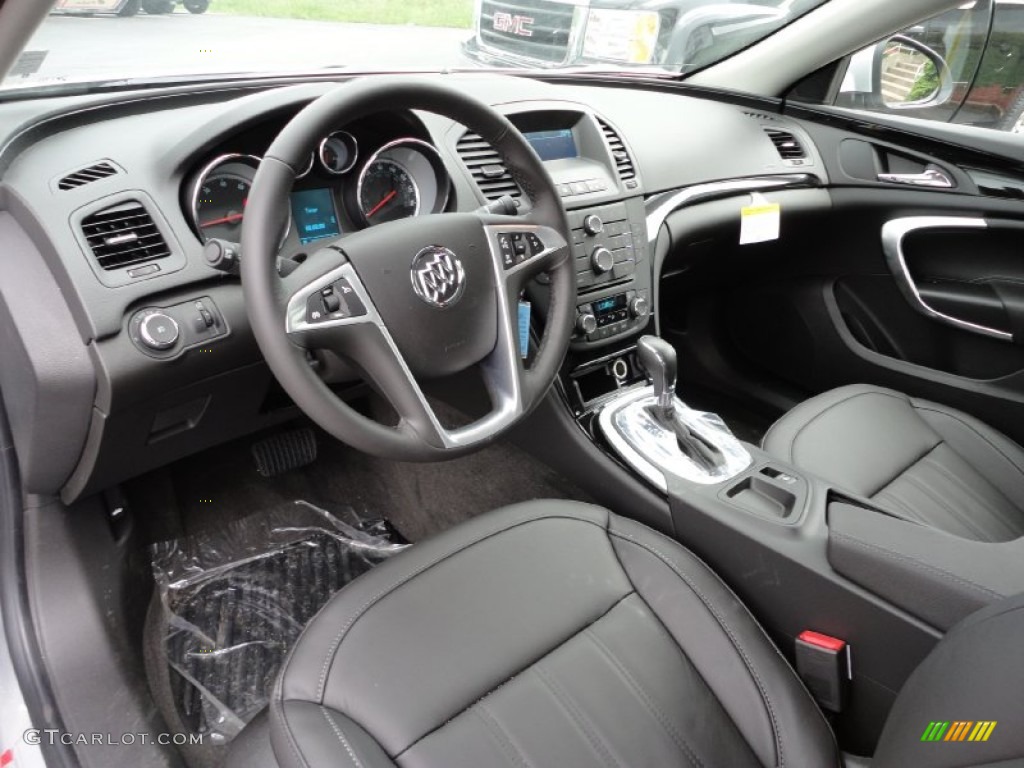 Ebony Interior 2011 Buick Regal CXL Photo #49938881