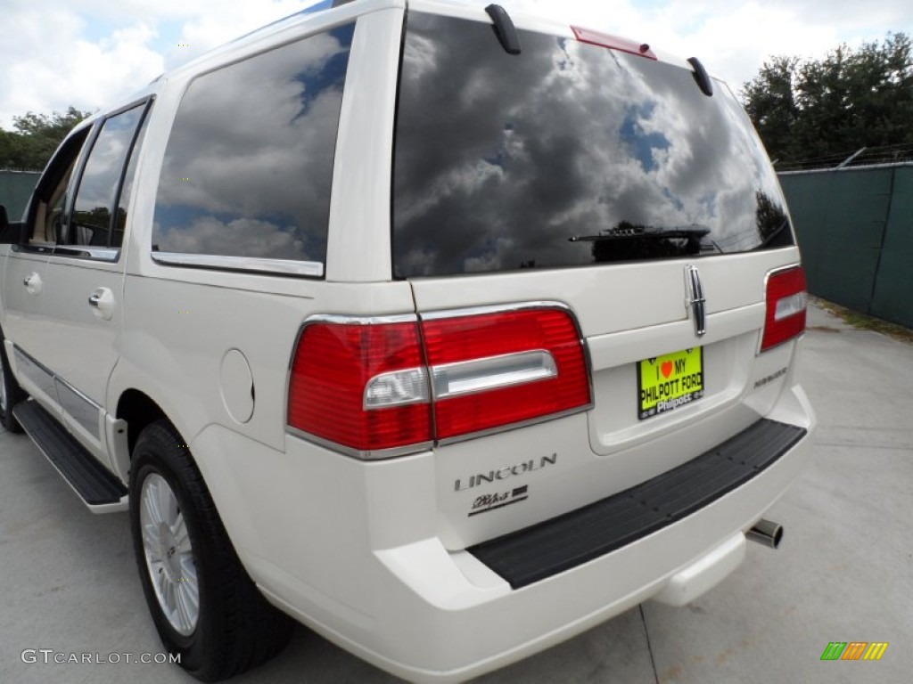 2007 Navigator Luxury - White Chocolate Tri-Coat / Stone photo #24