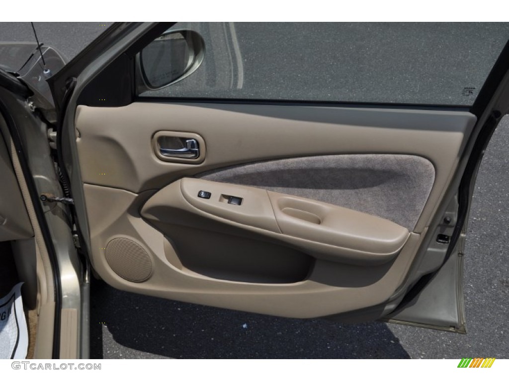 2000 Nissan Sentra SE Sand Door Panel Photo #49940813