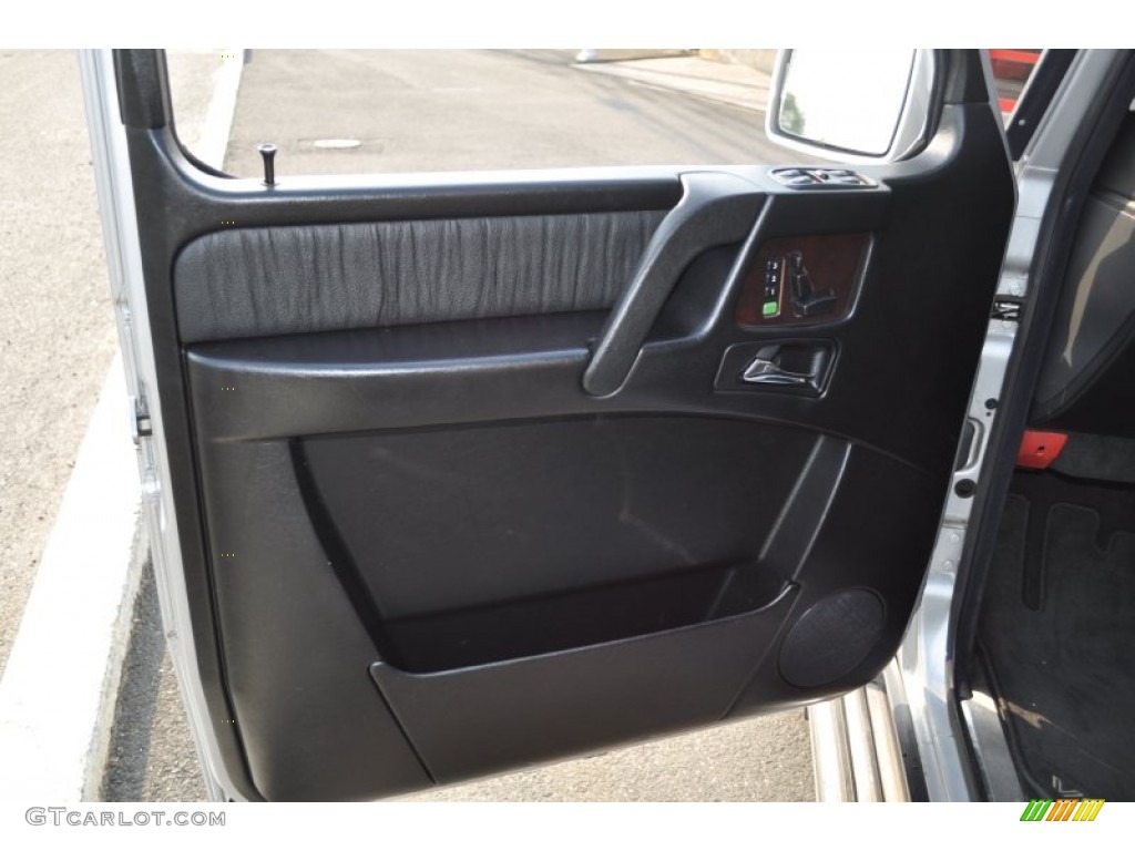 2003 Mercedes-Benz G 500 Black Door Panel Photo #49941308