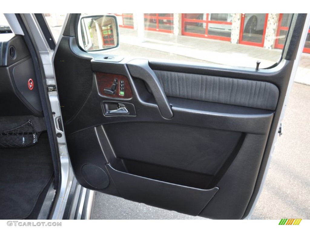 2003 Mercedes-Benz G 500 Black Door Panel Photo #49941320
